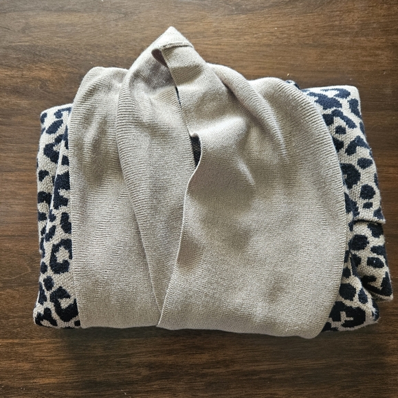 Moon & Madison animal print long cardigan - Picture 8 of 8